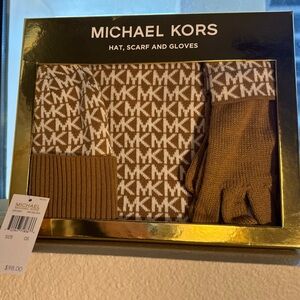 Michael Kors Brown and White Hat Set